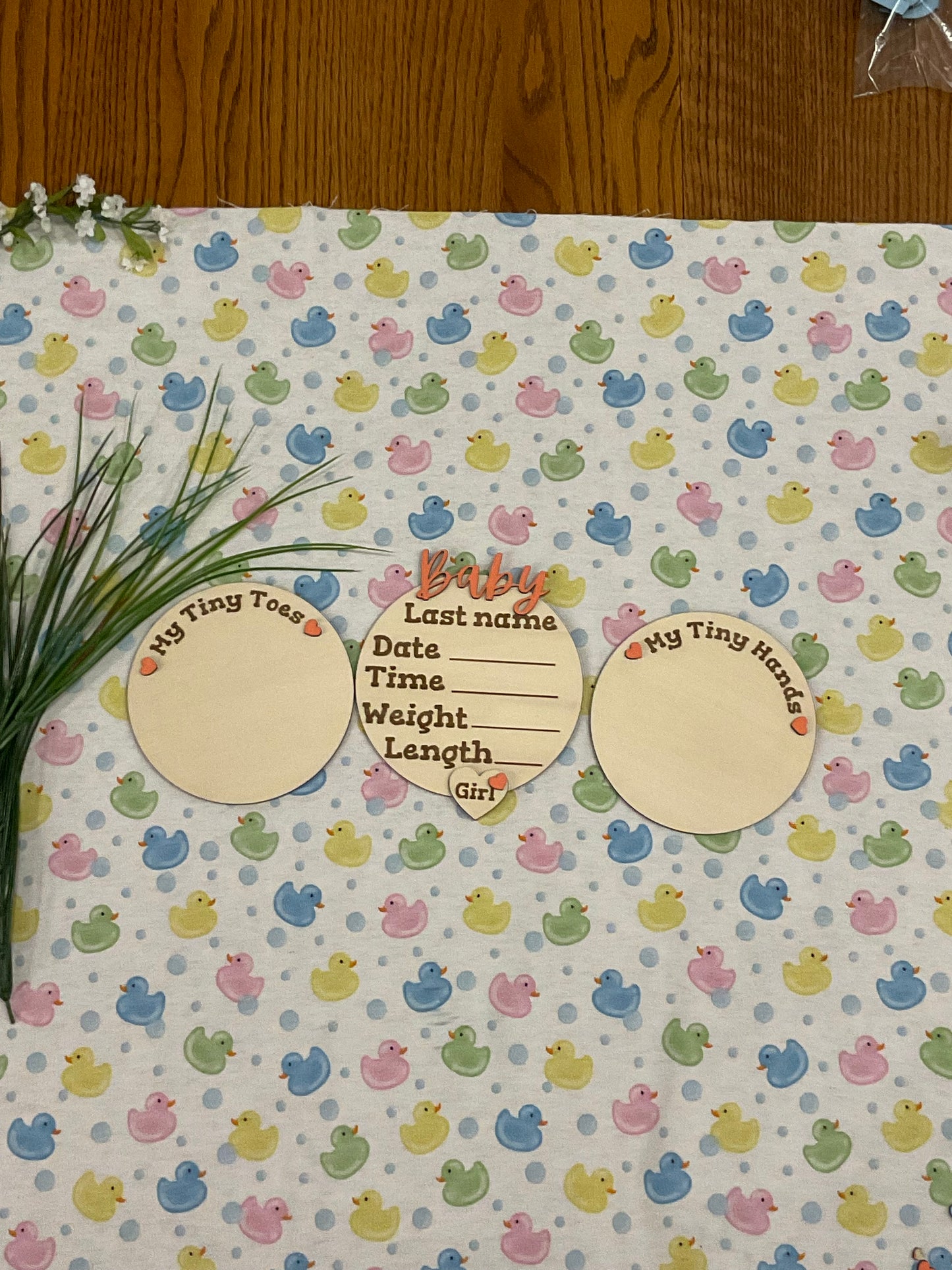 Baby GIRL Keepsake Announcement with Hands and Toes! Font 2