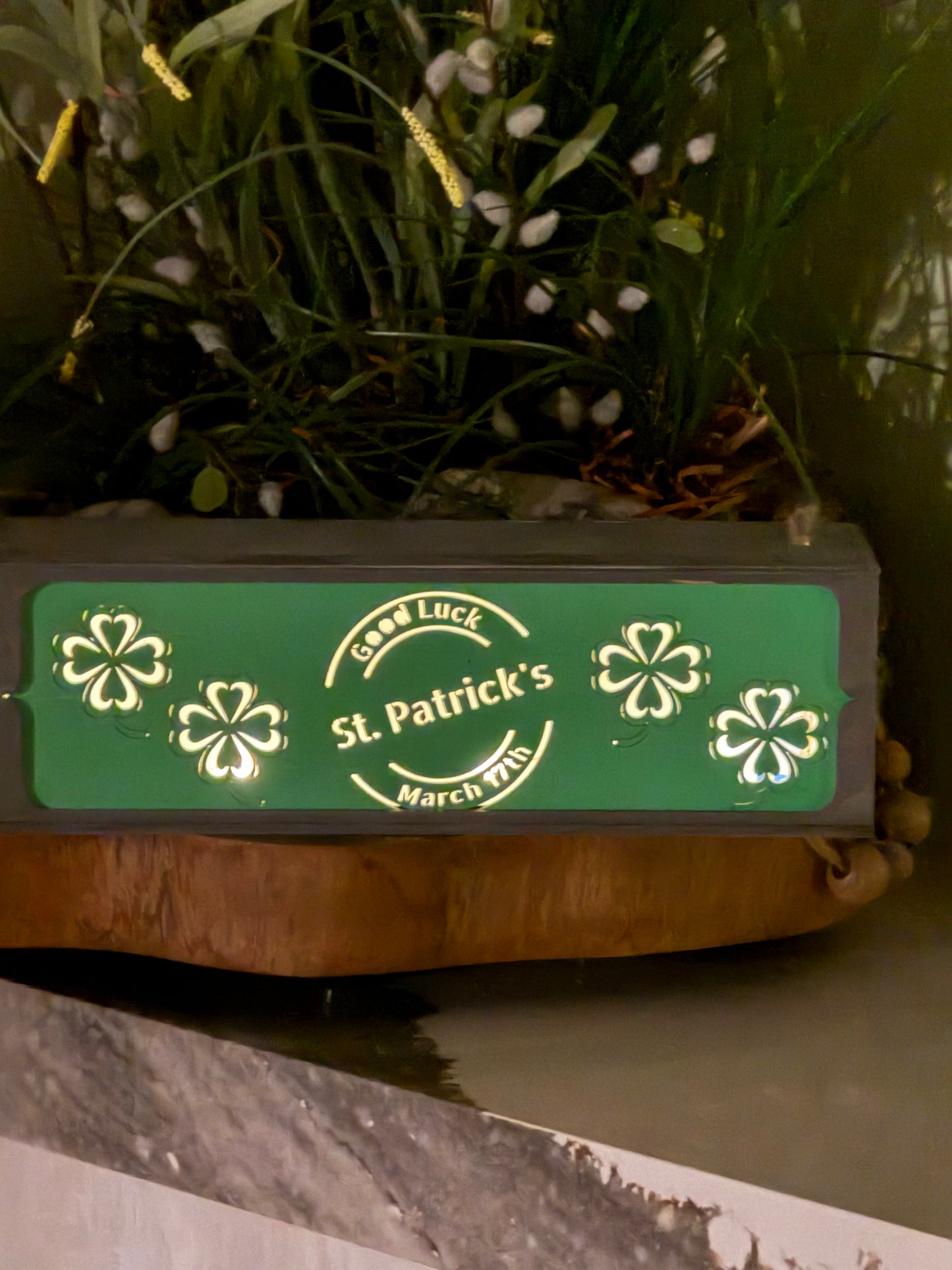 Wine & Gift Box Front St. Pat's Day